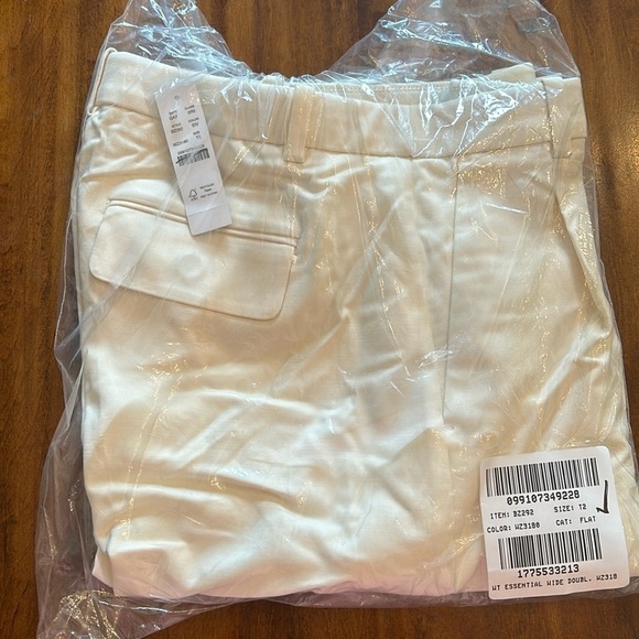 J. Crew Tall wide leg essential pant in city twill BZ292 T2 2 Ivory - Picture 6 of 6